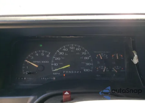 1998 Chevrolet Tahoe K1500 z USA, uszkodzony, nr VIN 3GNEK18R4WG101899